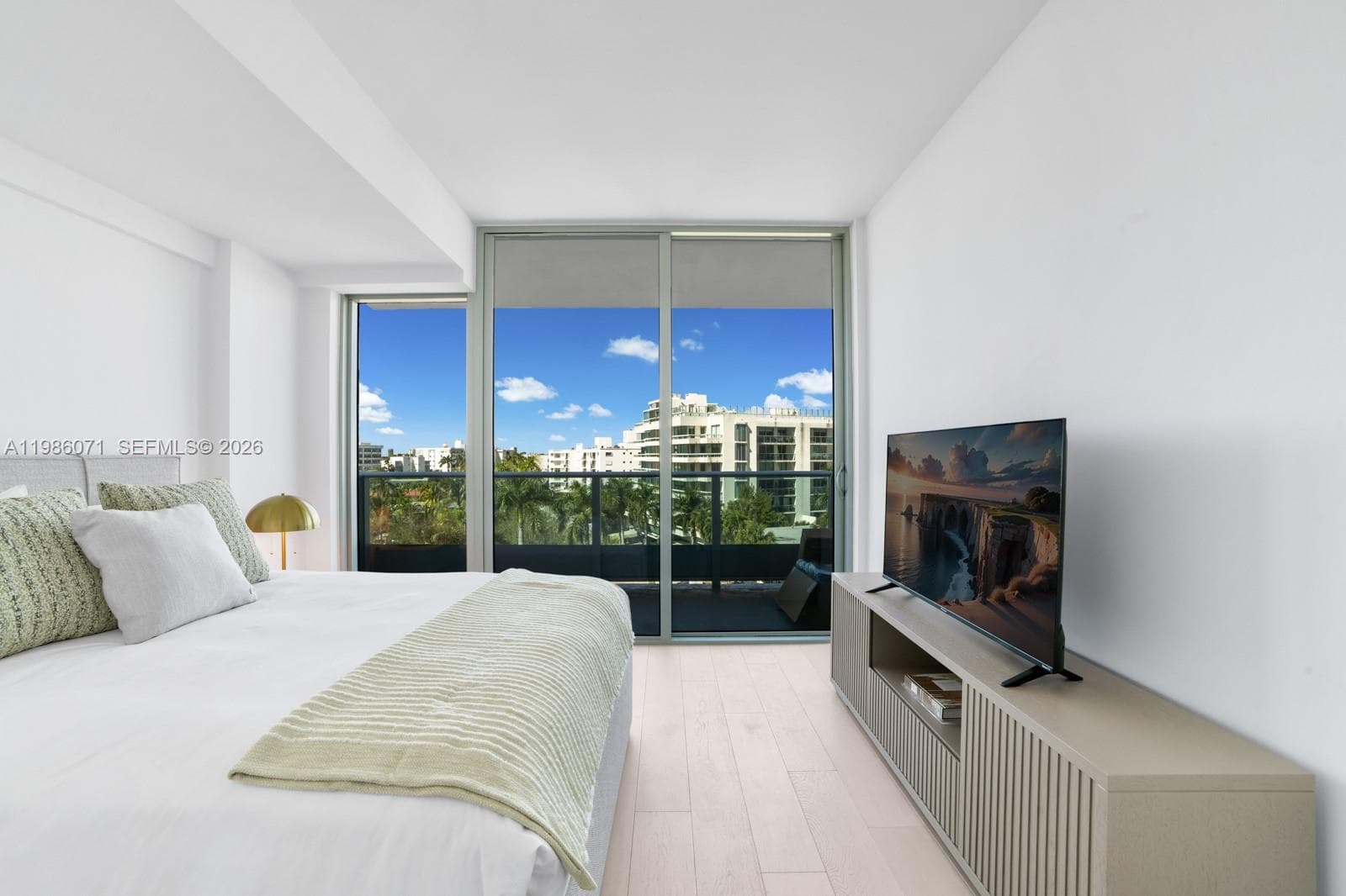 9221 E Bay Harbor Drive 610 photo 17