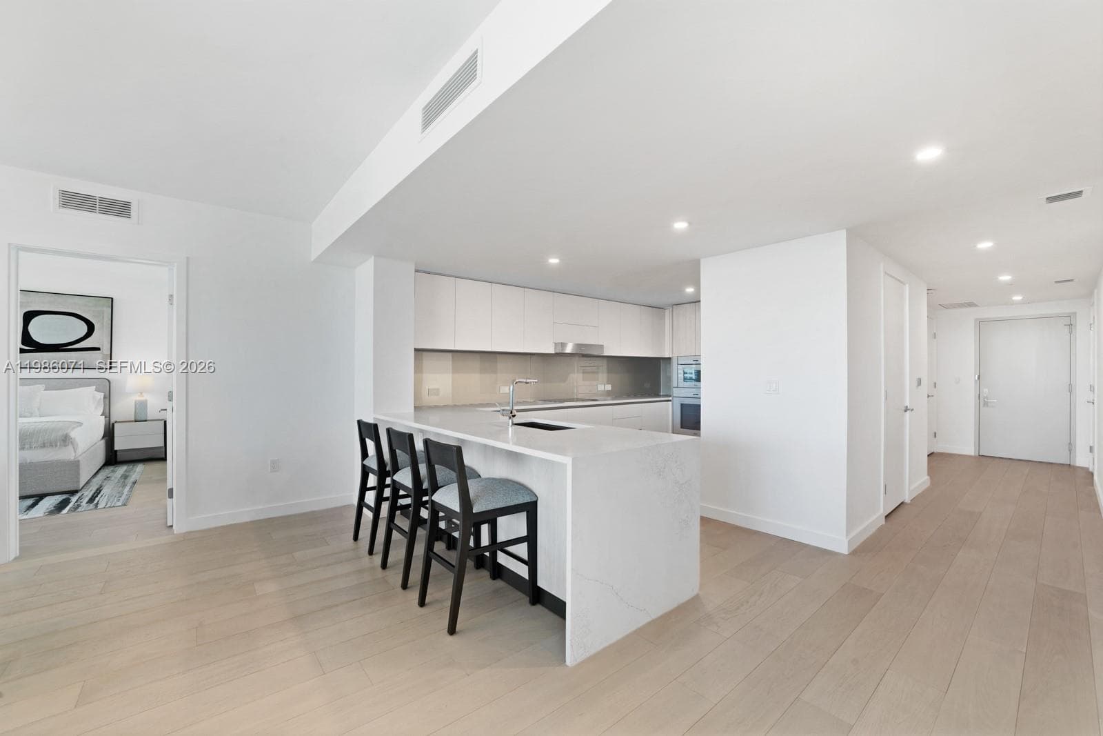 9221 E Bay Harbor Drive 610 photo 5