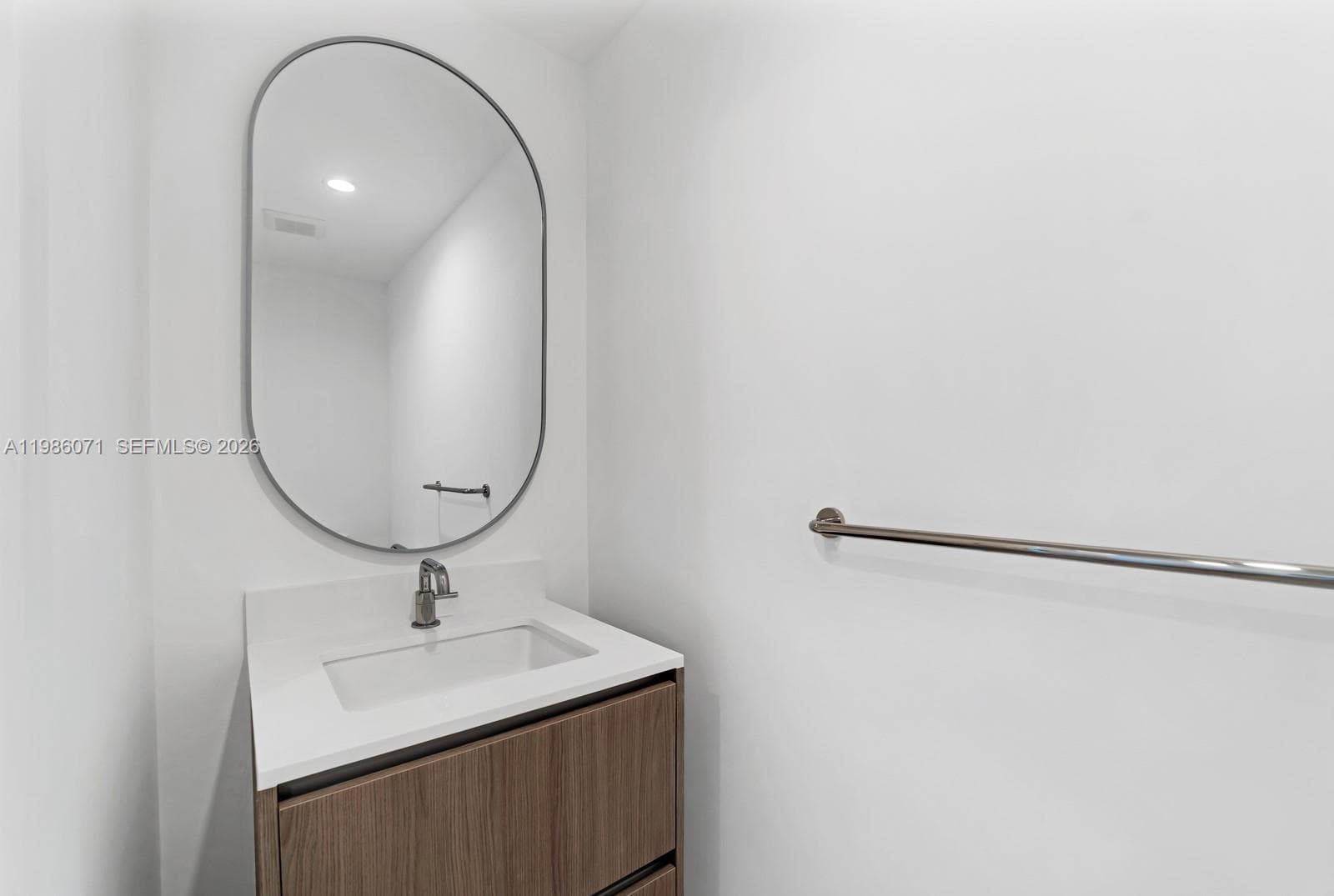 9221 E Bay Harbor Drive 610 photo 20
