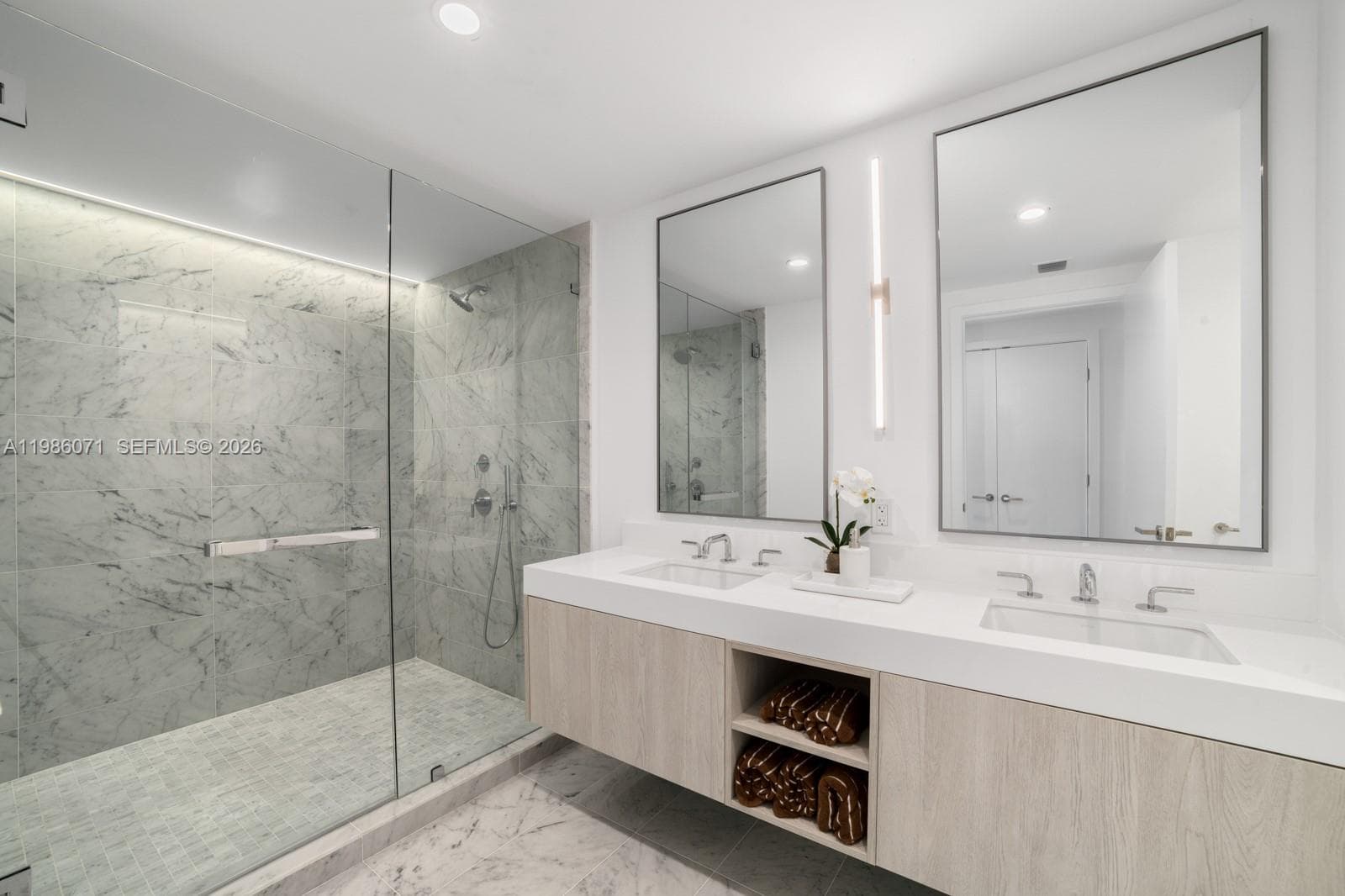 9221 E Bay Harbor Drive 610 photo 14