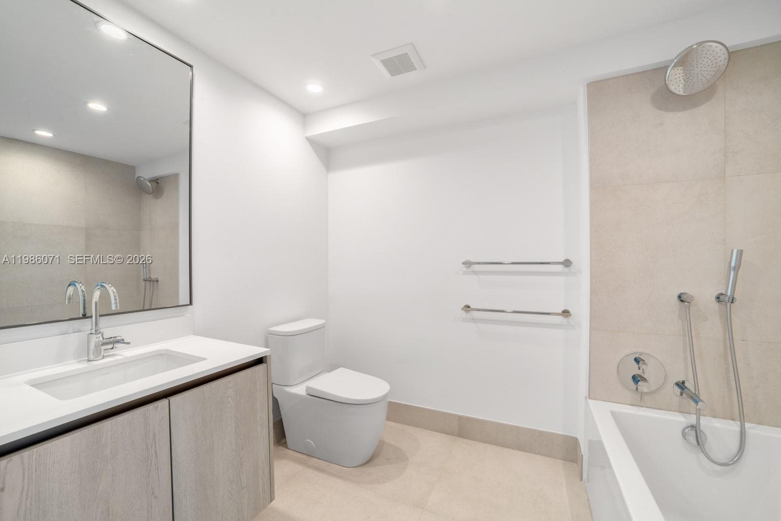 9221 E Bay Harbor Drive 610 photo 18