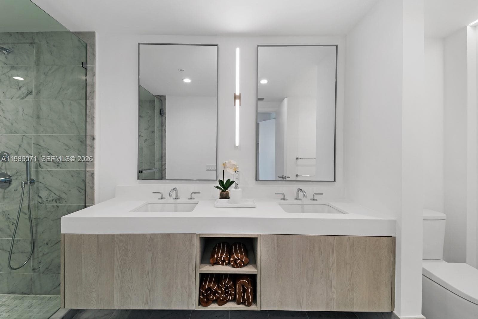 9221 E Bay Harbor Drive 610 photo 15