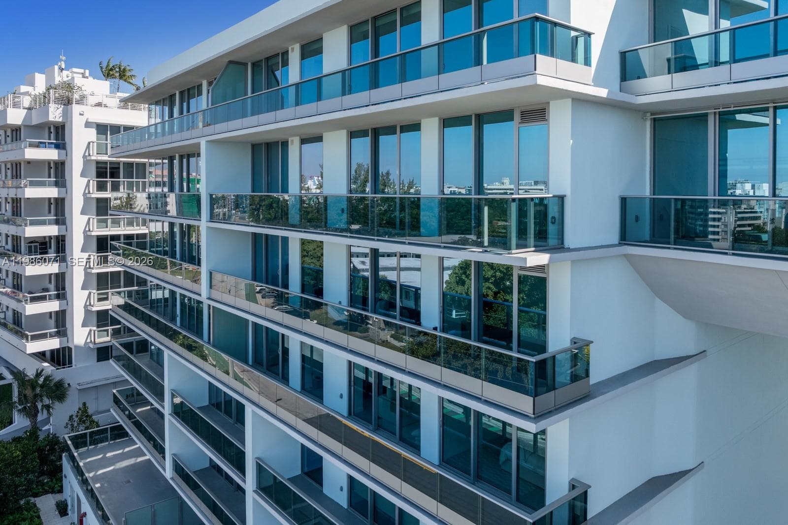9221 E Bay Harbor Drive 610 photo 25