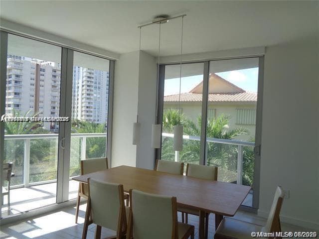 2600 Hallandale Beach Blvd T301 photo 4