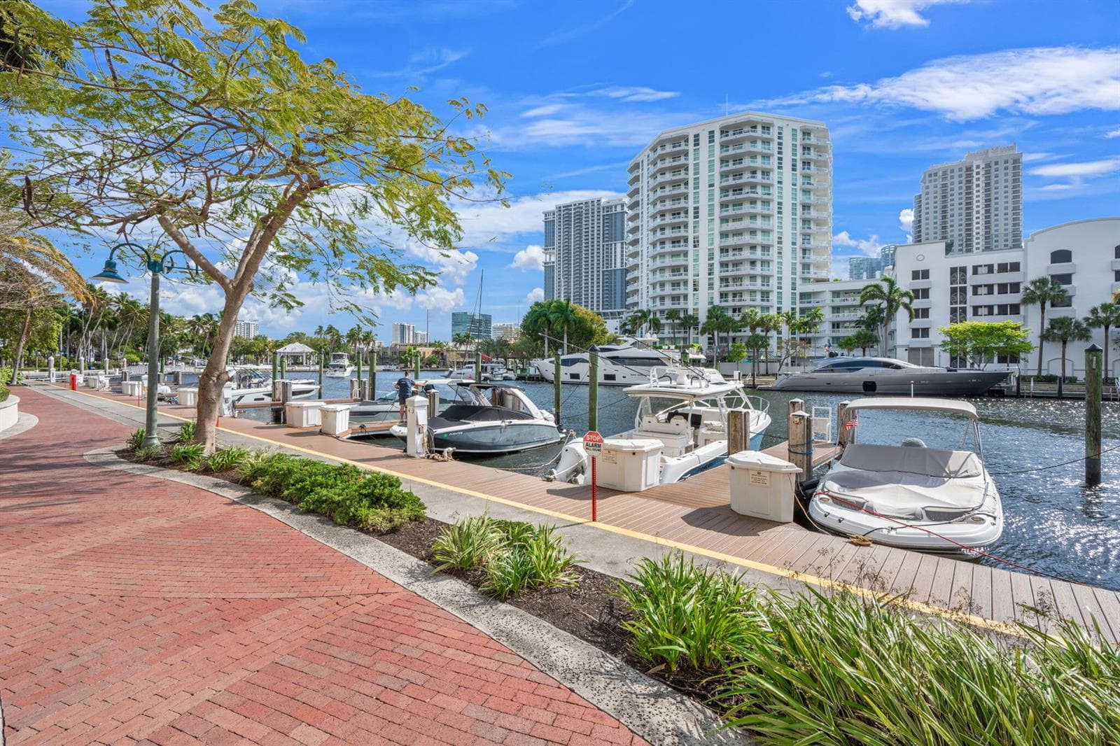 610 W Las Olas Boulevard 1613n photo 23