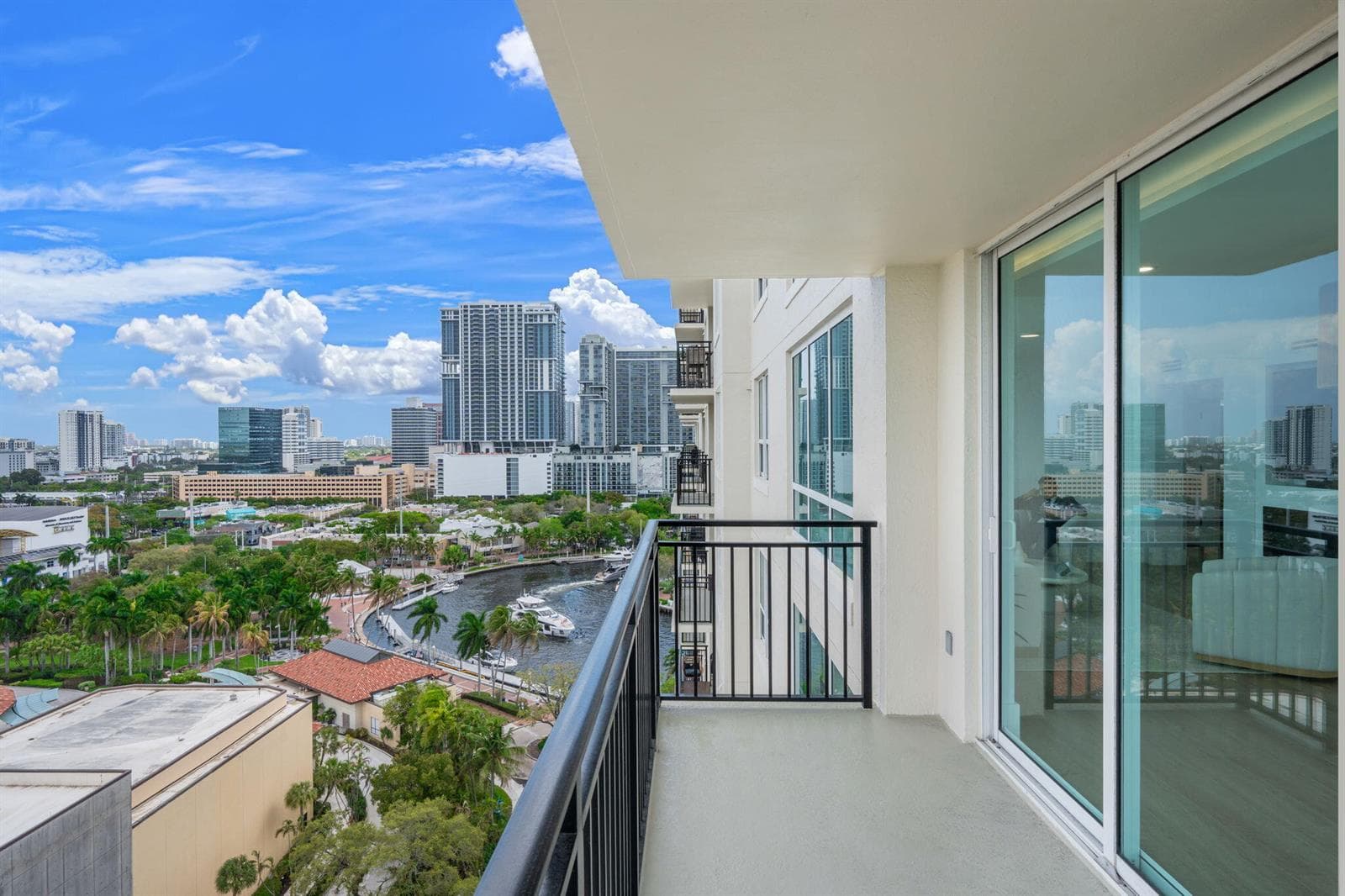 610 W Las Olas Boulevard 1613n photo 3