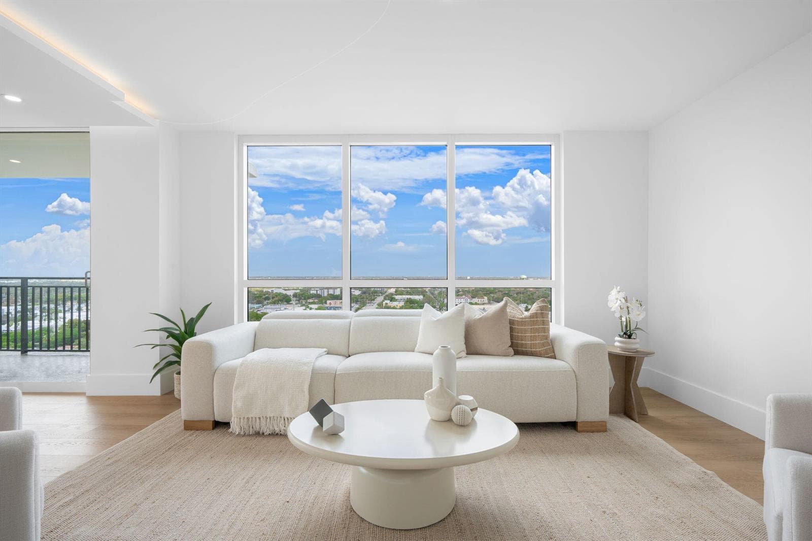 610 W Las Olas Boulevard 1613n photo 5