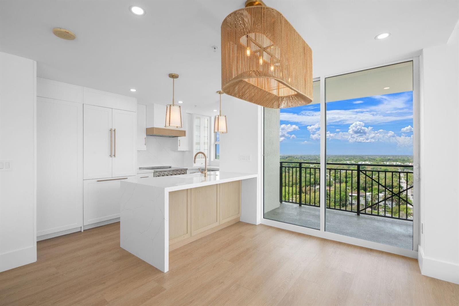 610 W Las Olas Boulevard 1613n photo 9
