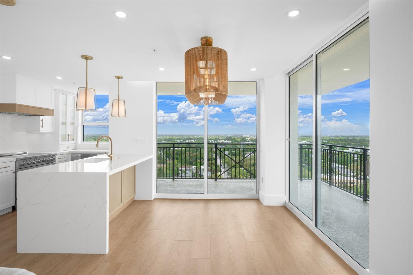 610 W Las Olas Boulevard 1613n photo 8