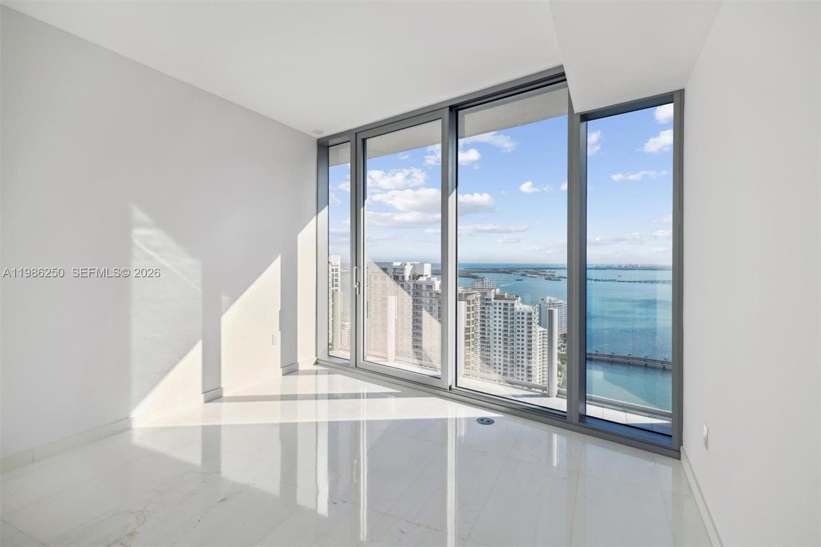 300 Biscayne Boulevard Way 3805W photo 12