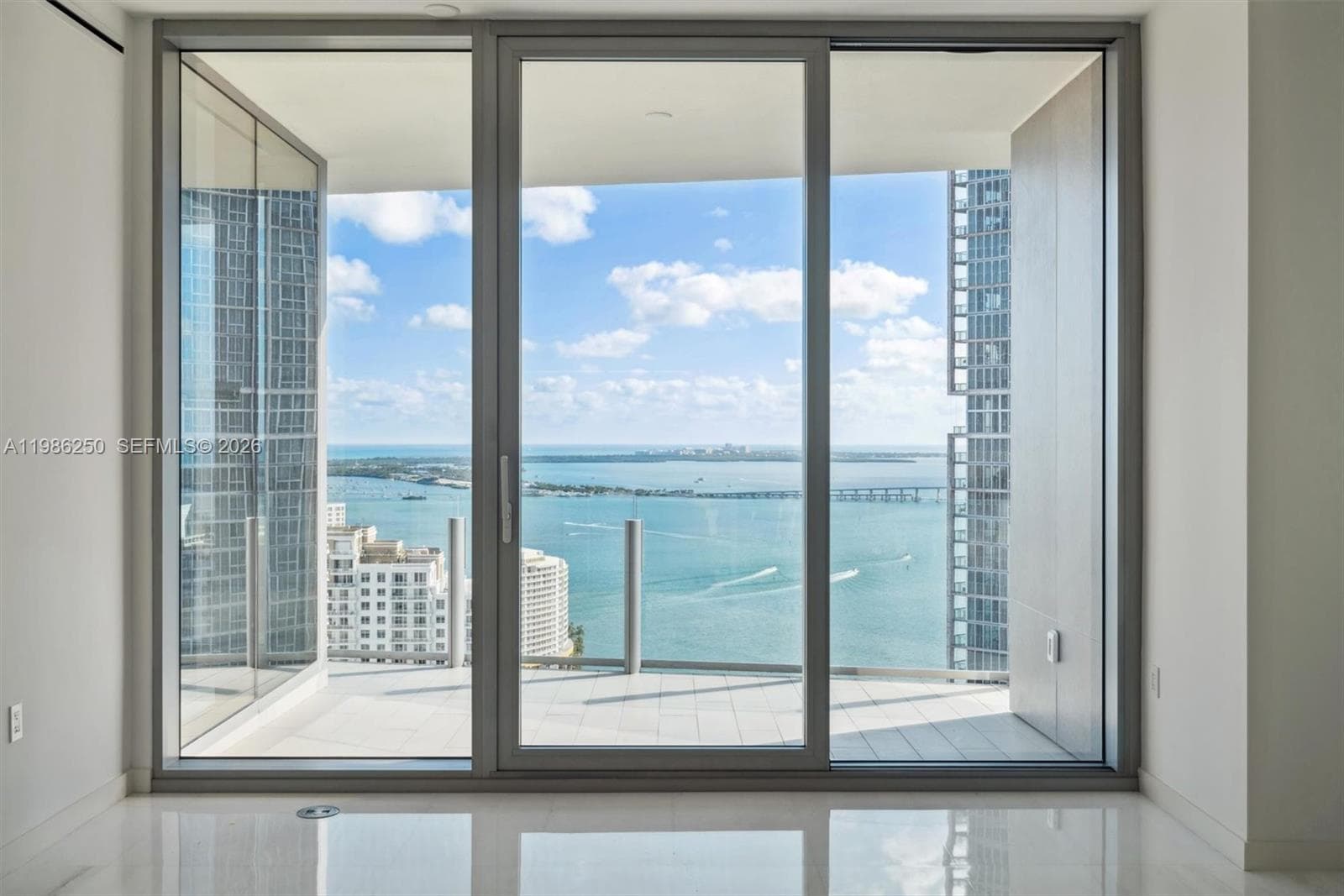 300 Biscayne Boulevard Way 3805W photo 3