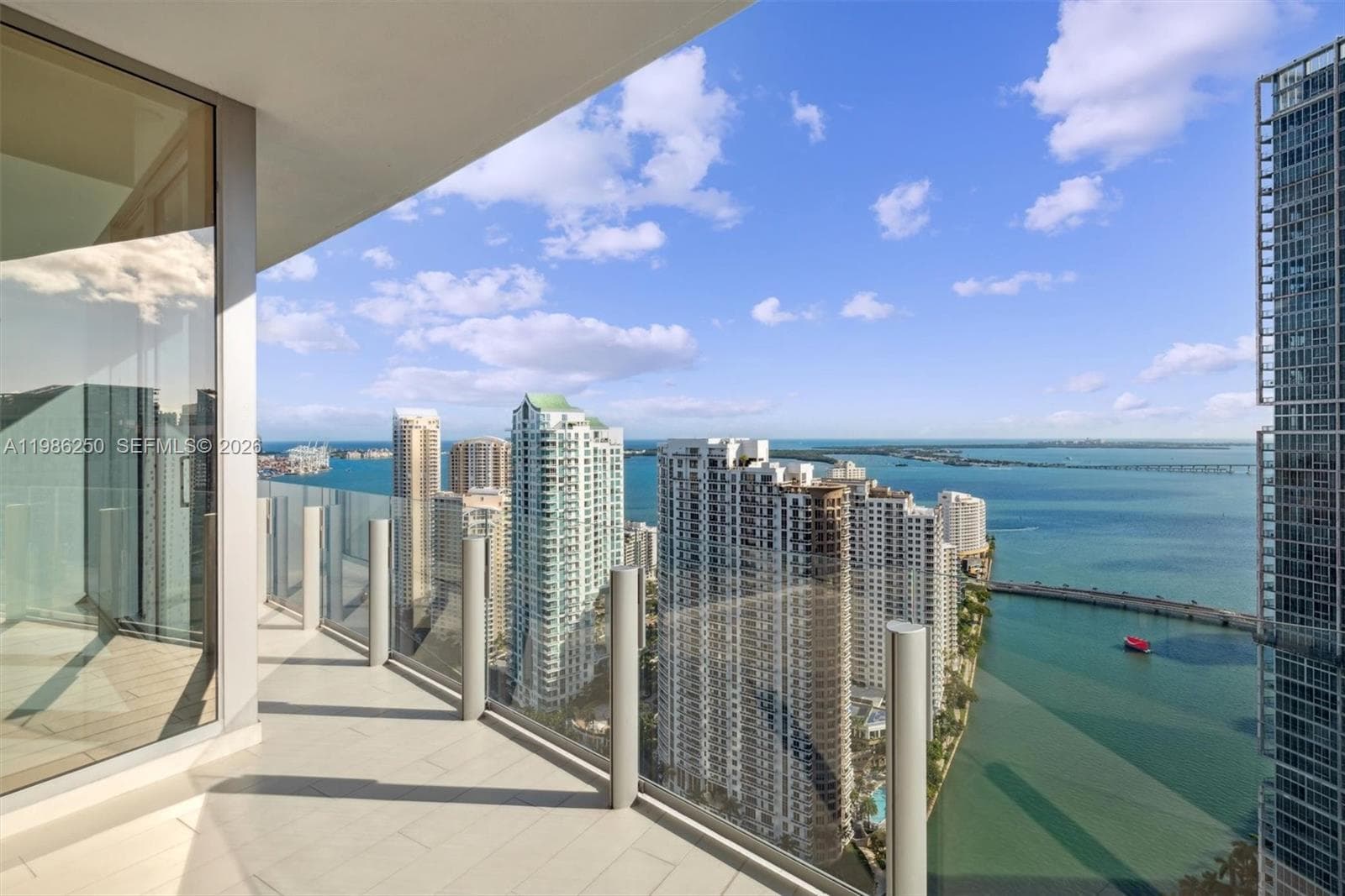 300 Biscayne Boulevard Way 3805W photo 1