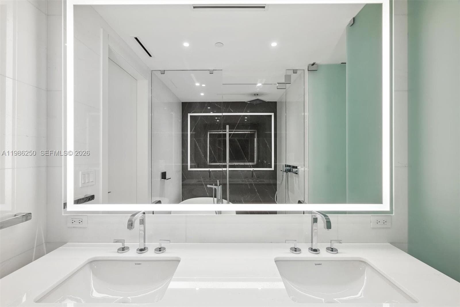 300 Biscayne Boulevard Way 3805W photo 15
