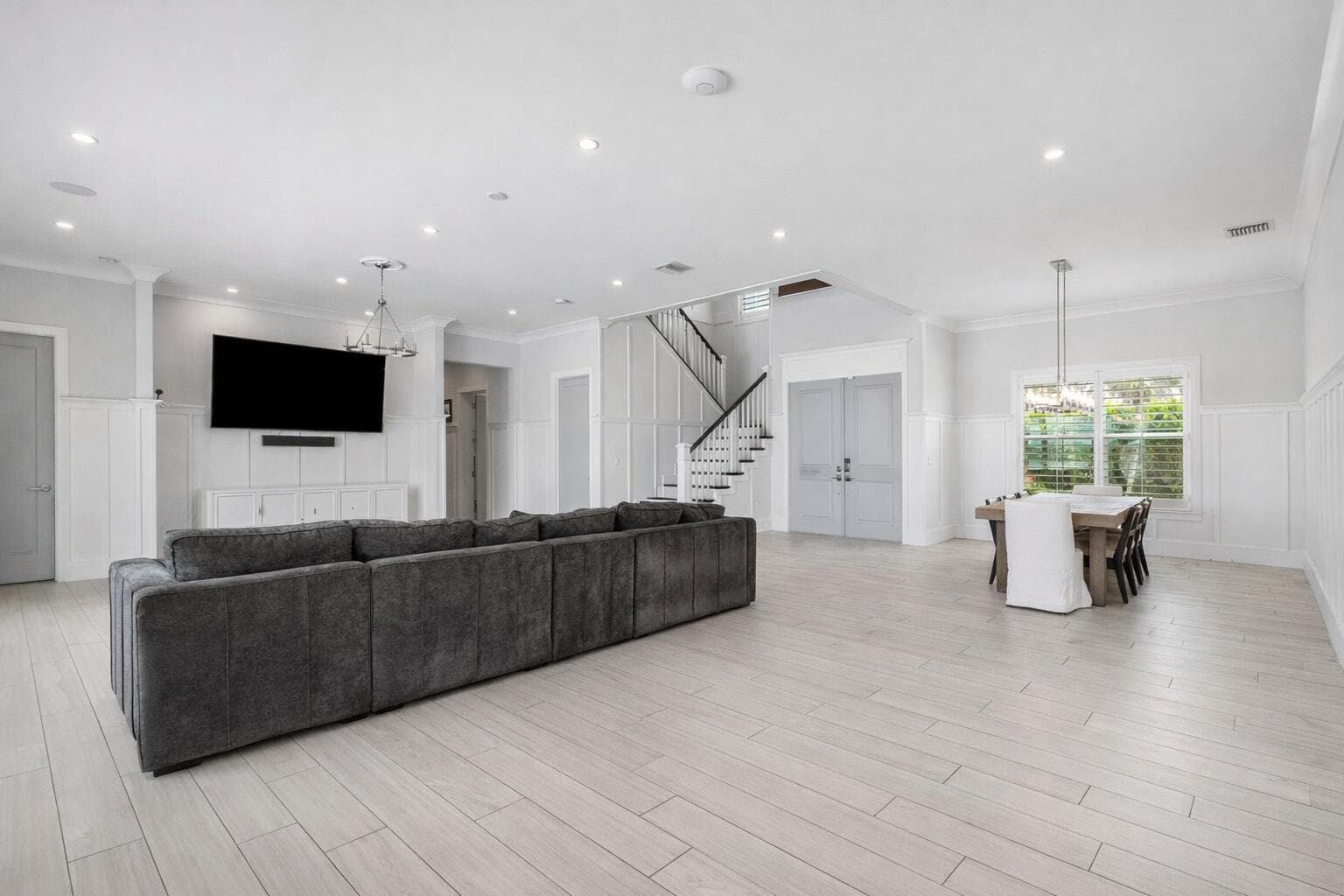 2100 Notre Dame Drive photo 13