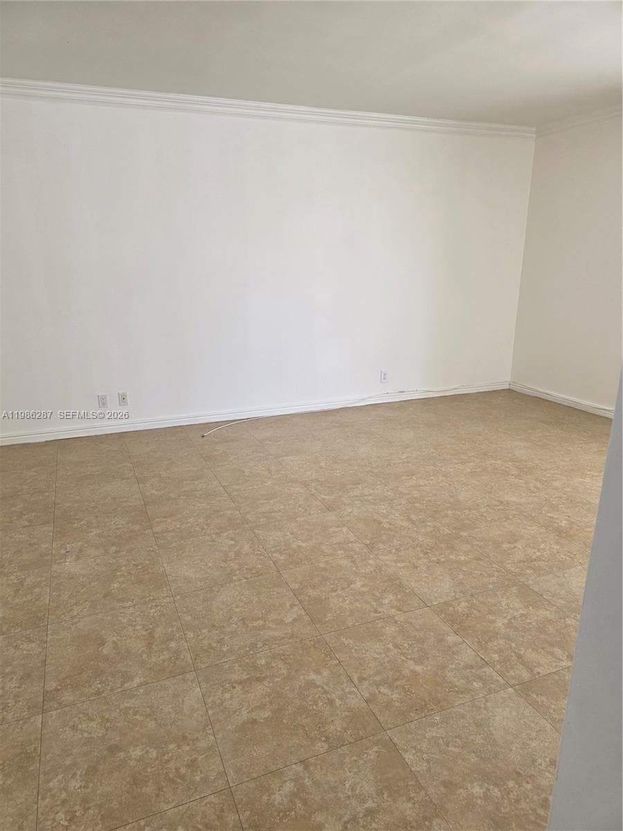 19355 Turnberry Way 2E photo 7