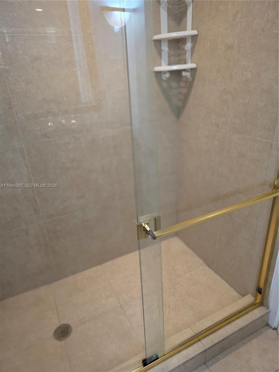 19355 Turnberry Way 2E photo 14