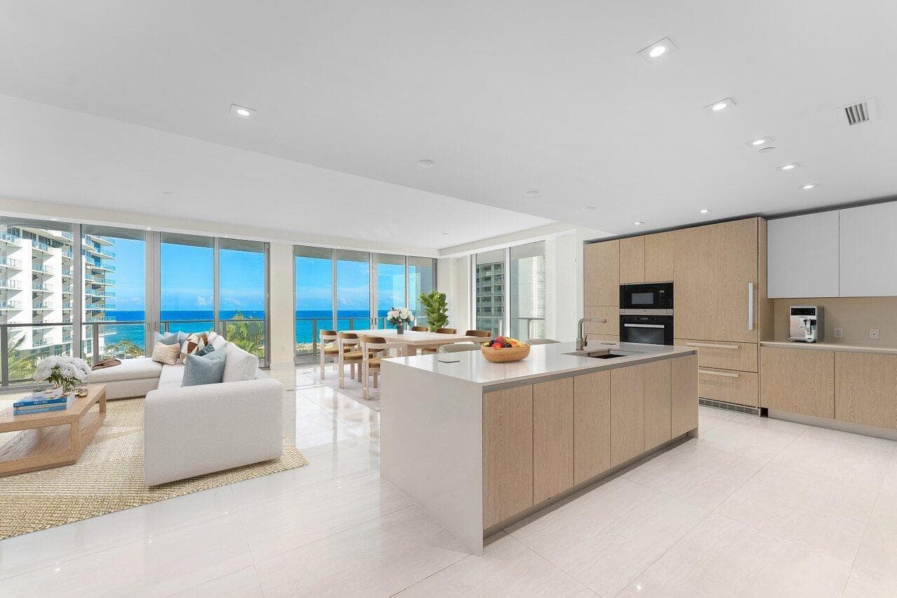 3100 N Ocean Drive P705 photo 1