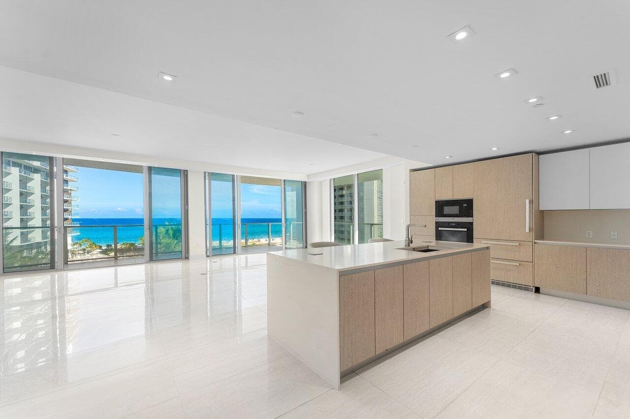 3100 N Ocean Drive P705 photo 4