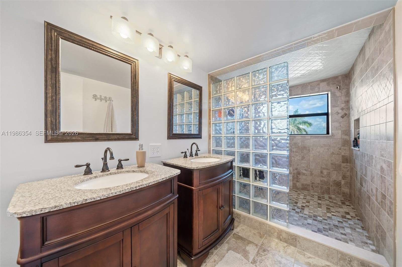 355 E Ocean Dr 401 photo 14