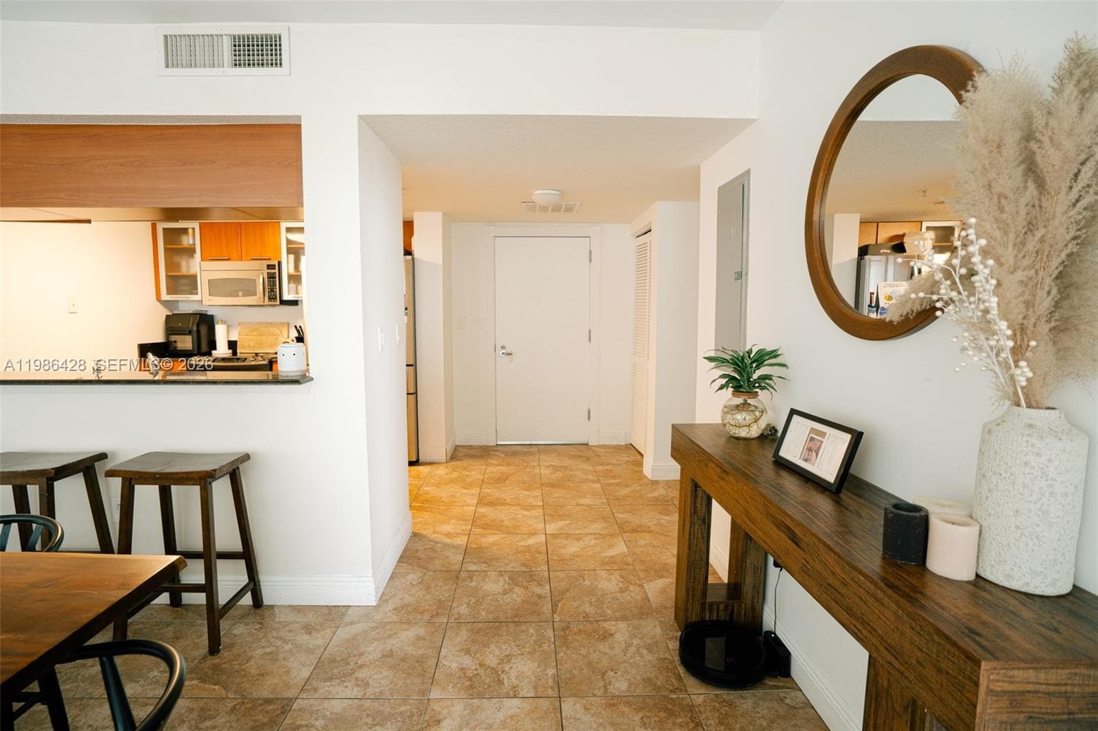 1800 N Bayshore Dr 1412 photo 12