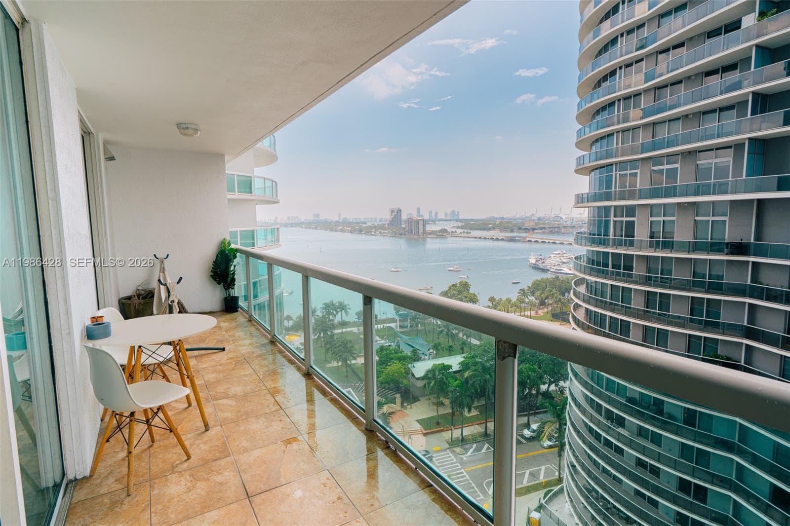 1800 N Bayshore Dr 1412 photo 25