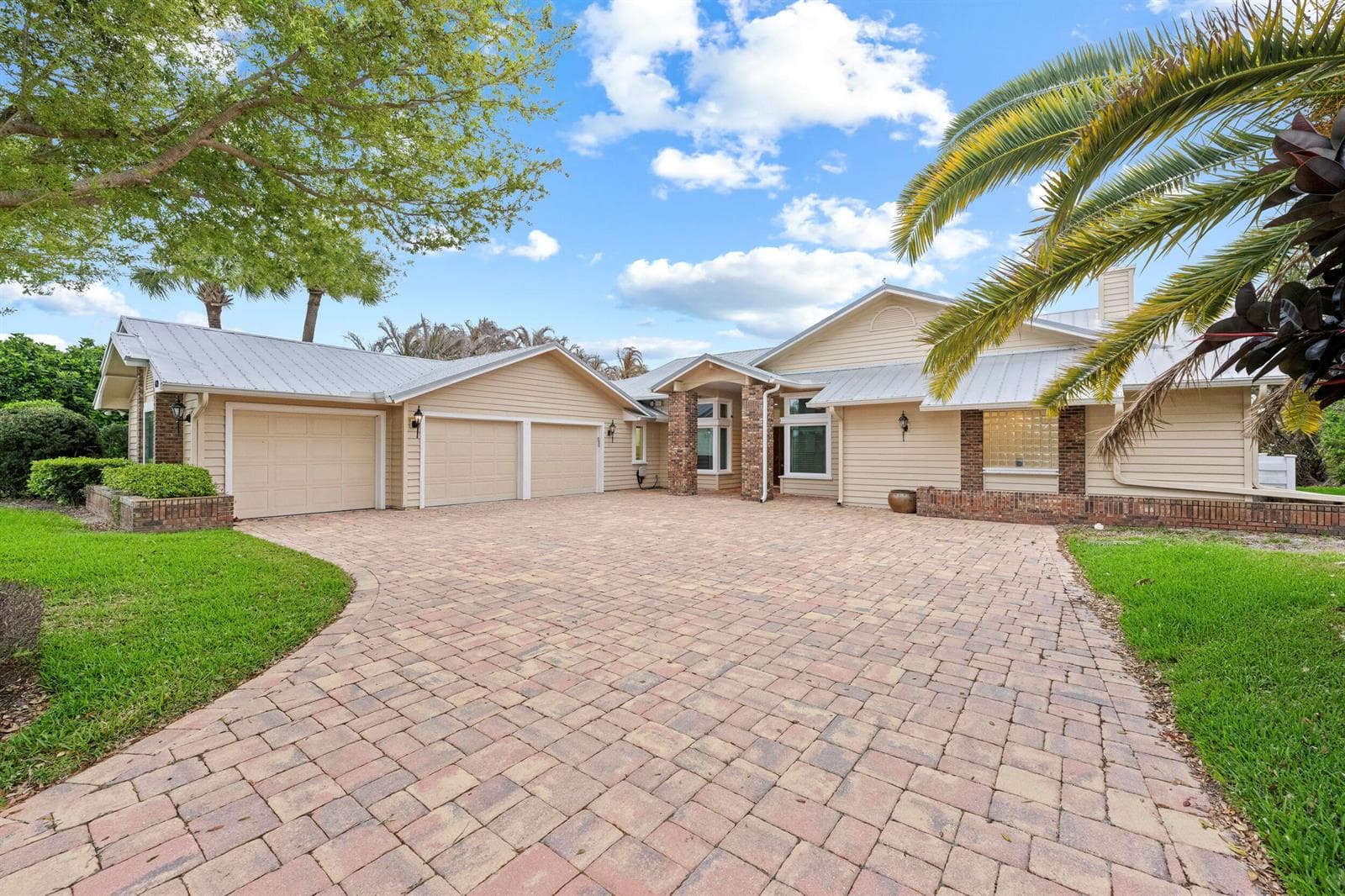 69 Cache Cay Drive photo 1