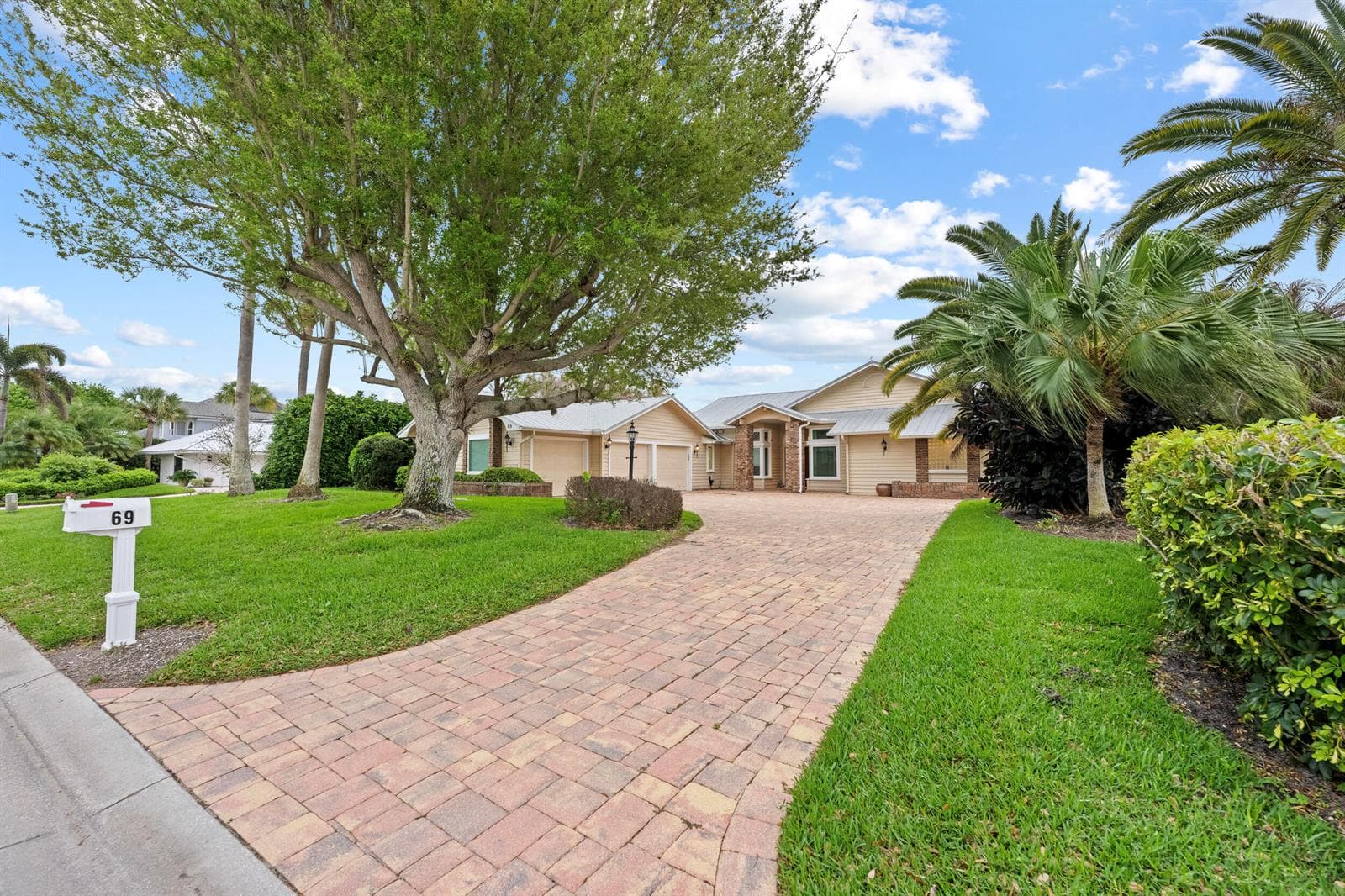 69 Cache Cay Drive photo 4