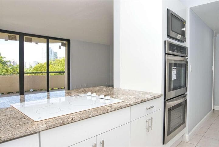 19355 Turnberry Way 3d photo 7