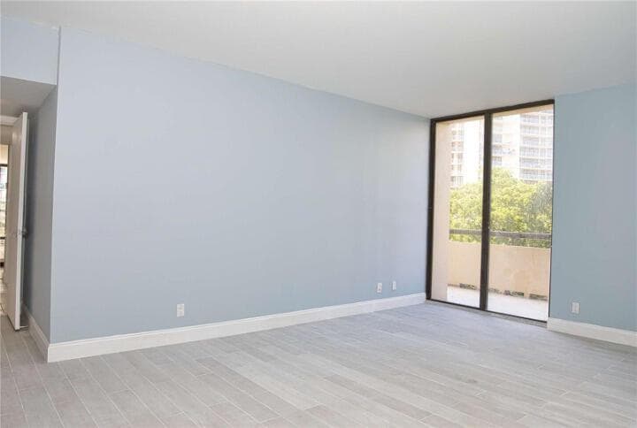 19355 Turnberry Way 3d photo 14
