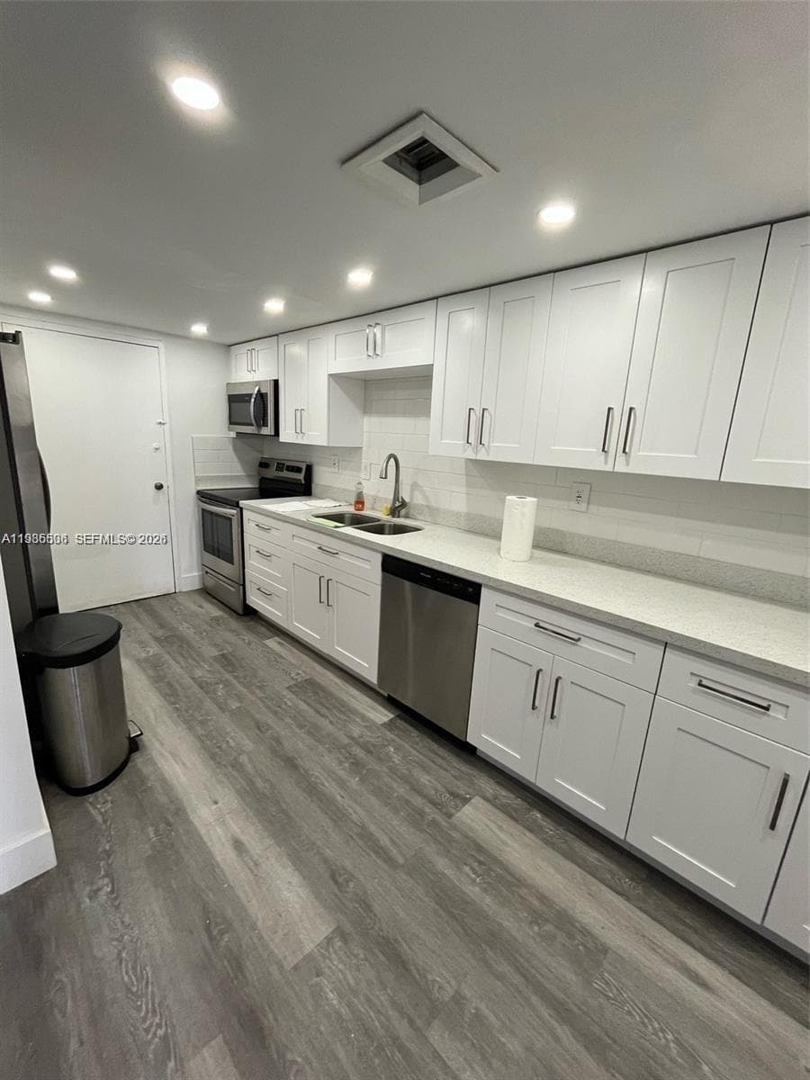 18071 Biscayne Blvd 1702 photo 2