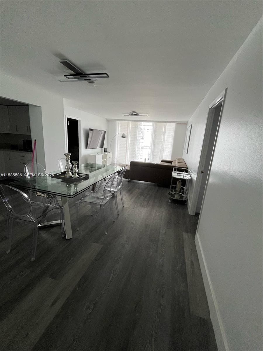 18071 Biscayne Blvd 1702 photo 5