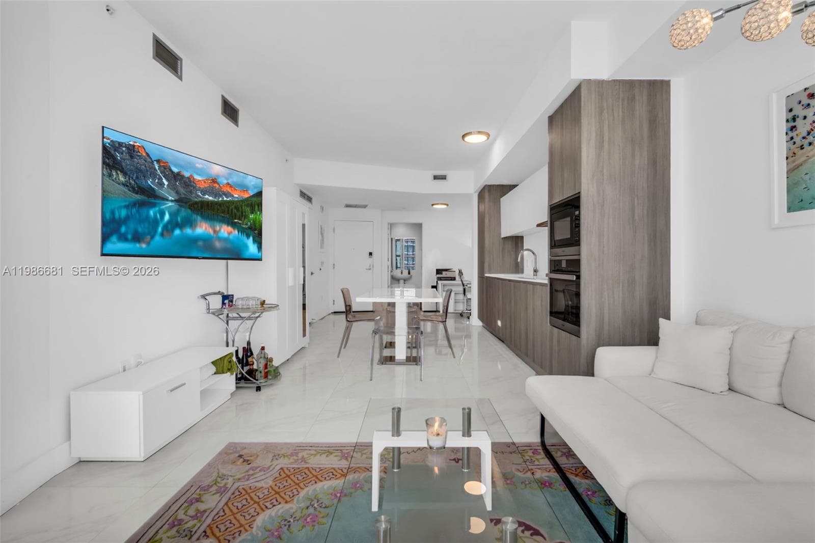 2900 7th Ave 1408 photo 13