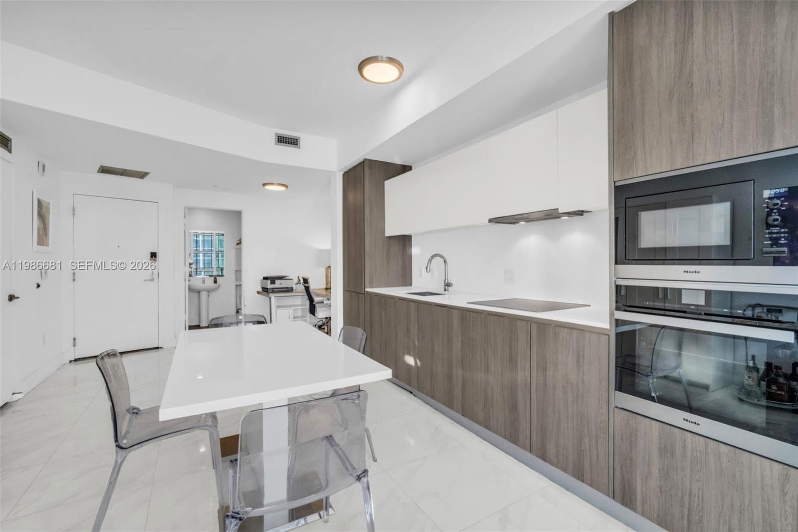 2900 7th Ave 1408 photo 12