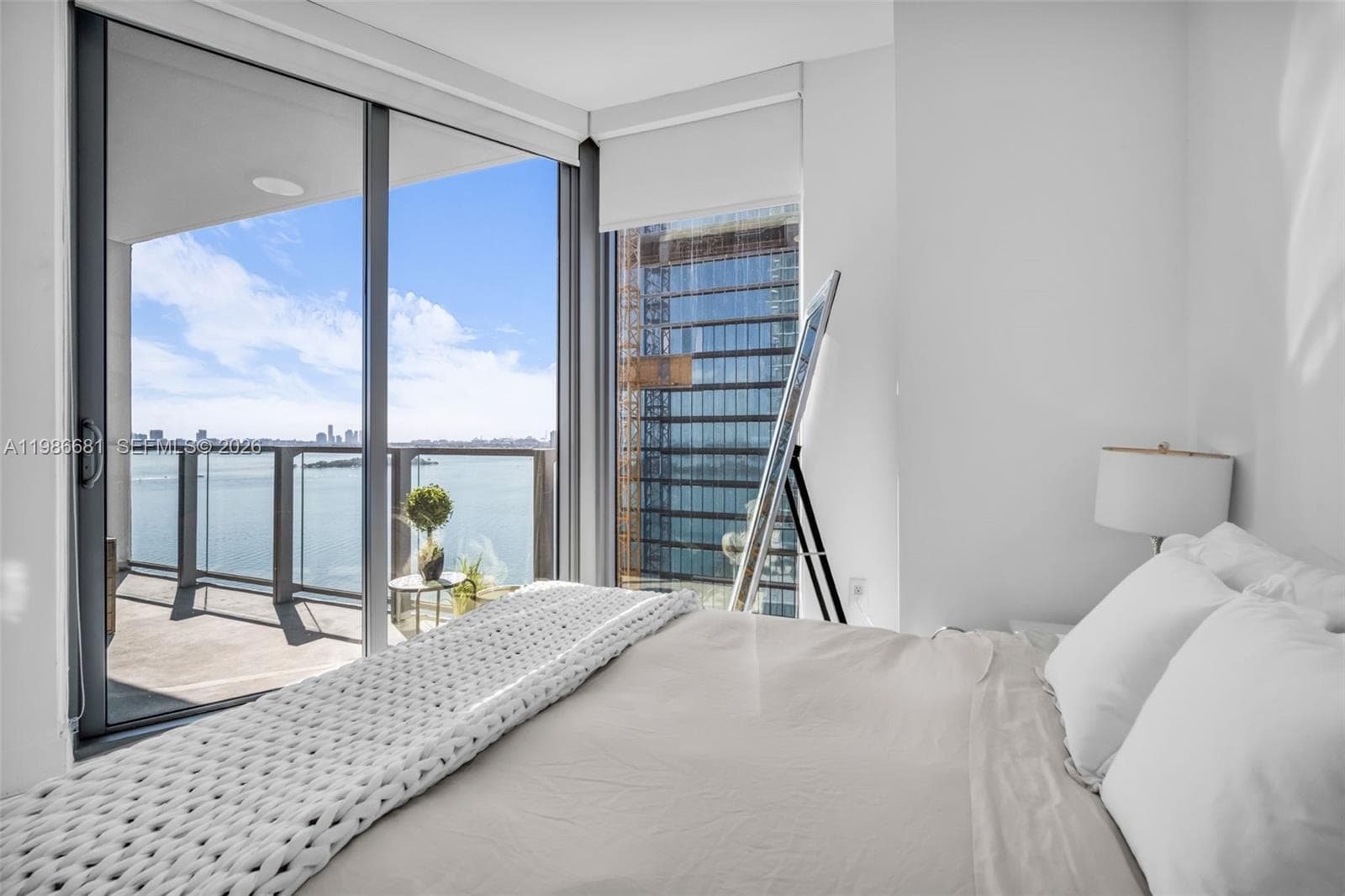 2900 7th Ave 1408 photo 19