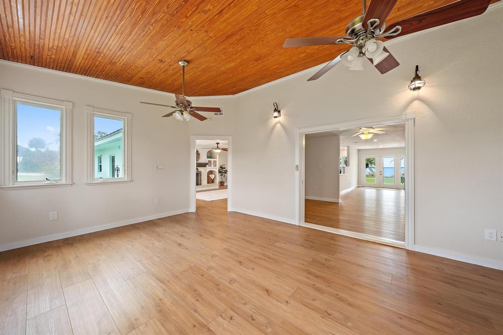 6205 S Indian River Drive photo 20