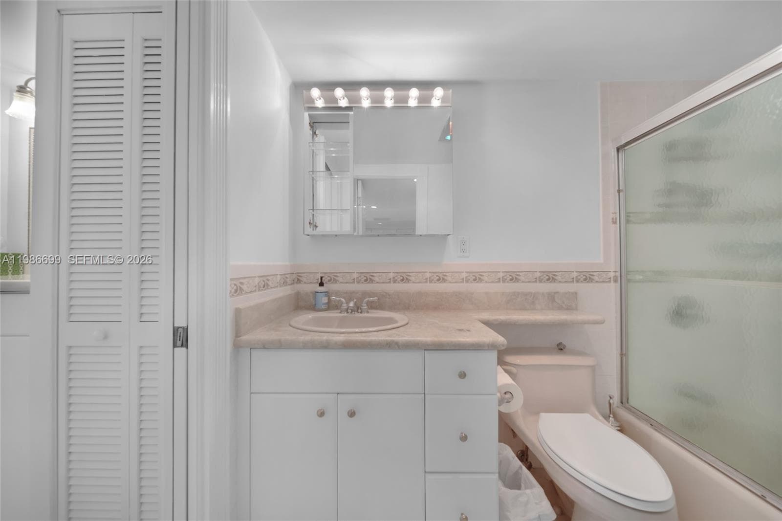 465 Ocean Dr 1102 photo 16
