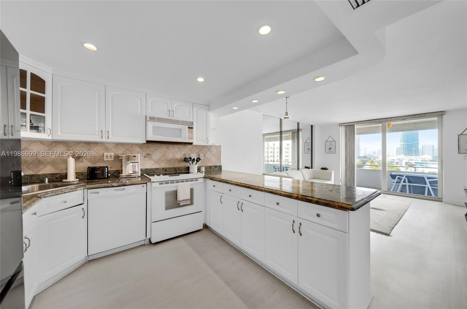 465 Ocean Dr 1102 photo 10