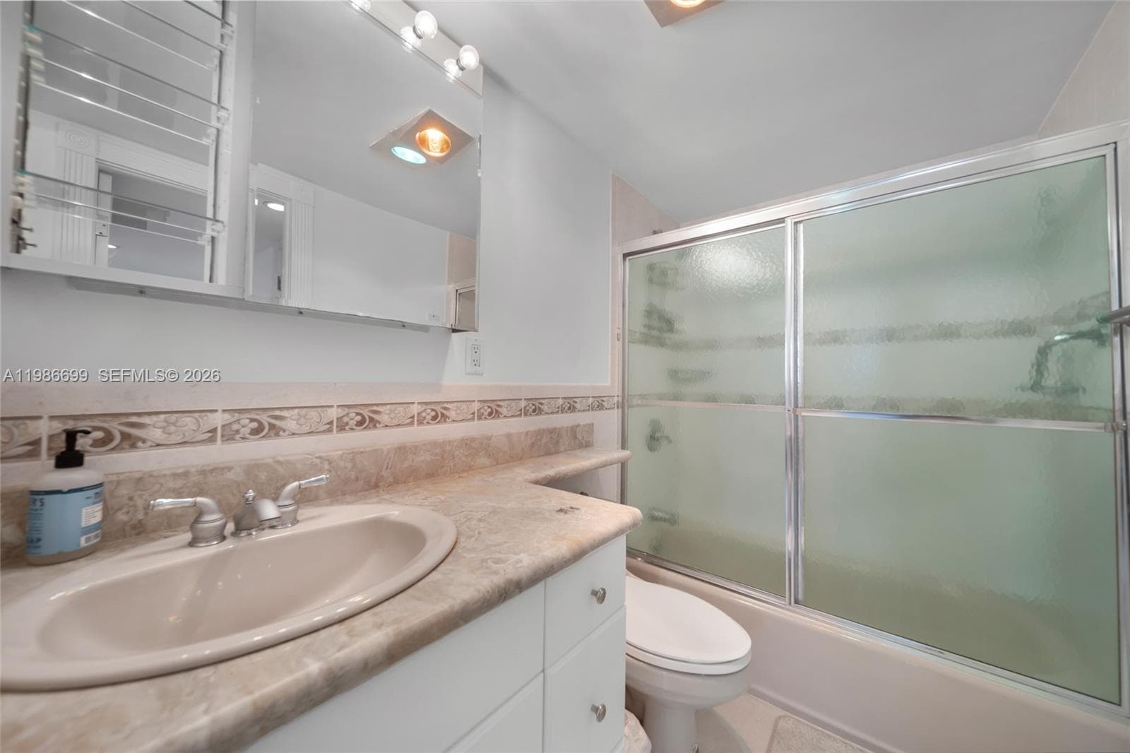 465 Ocean Dr 1102 photo 14