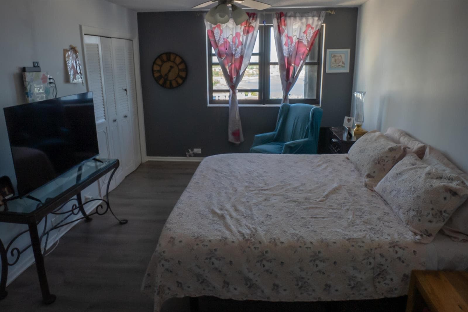 1208 Marine Way 607 photo 10