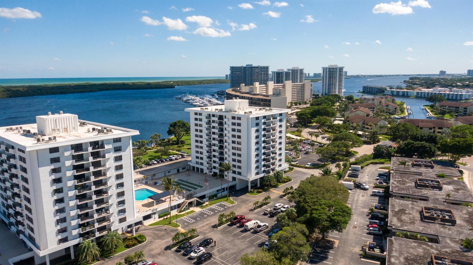 1208 Marine Way 607 photo 14