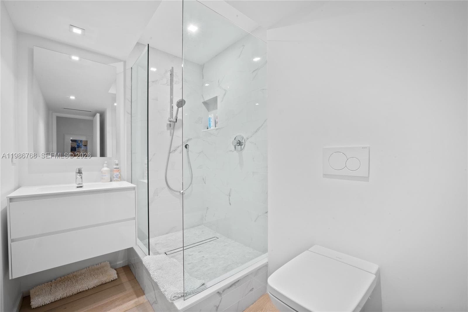 2301 Collins Ave 624 photo 16