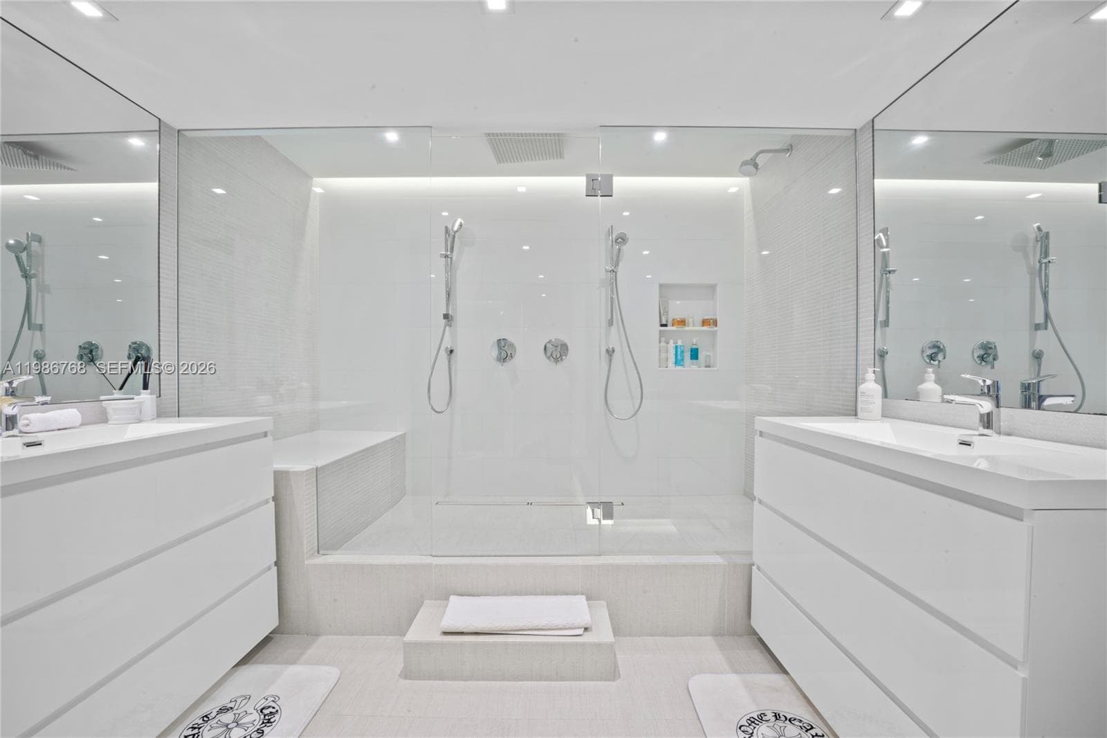 2301 Collins Ave 624 photo 9