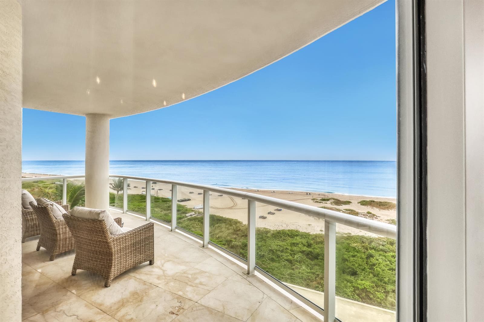 2700 N Ocean Drive 401a photo 14