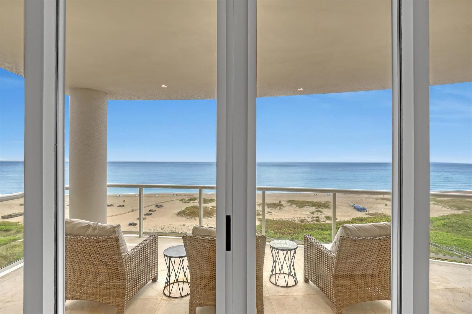 2700 N Ocean Drive 401a photo 8