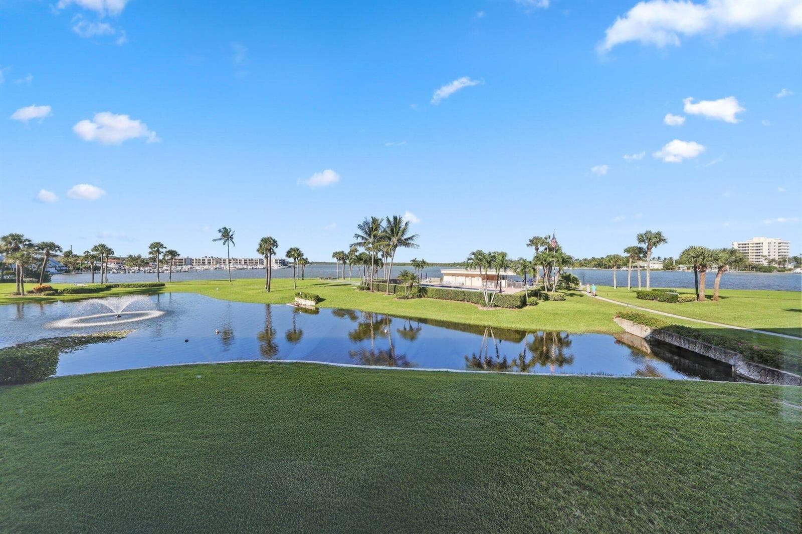 200 Intracoastal Place 206 photo 24