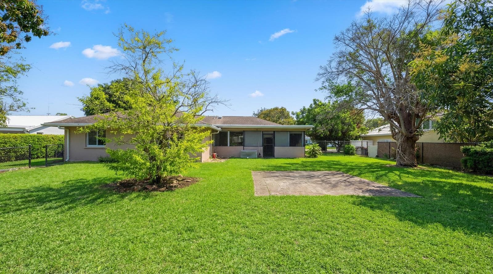11576 Sanderling Drive photo 23