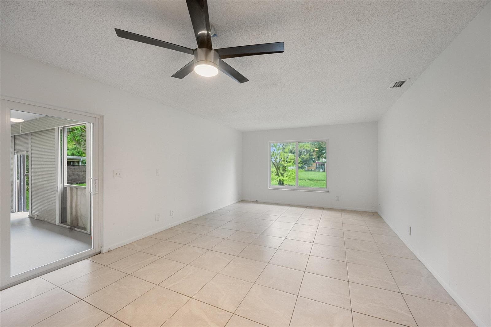 11576 Sanderling Drive photo 8