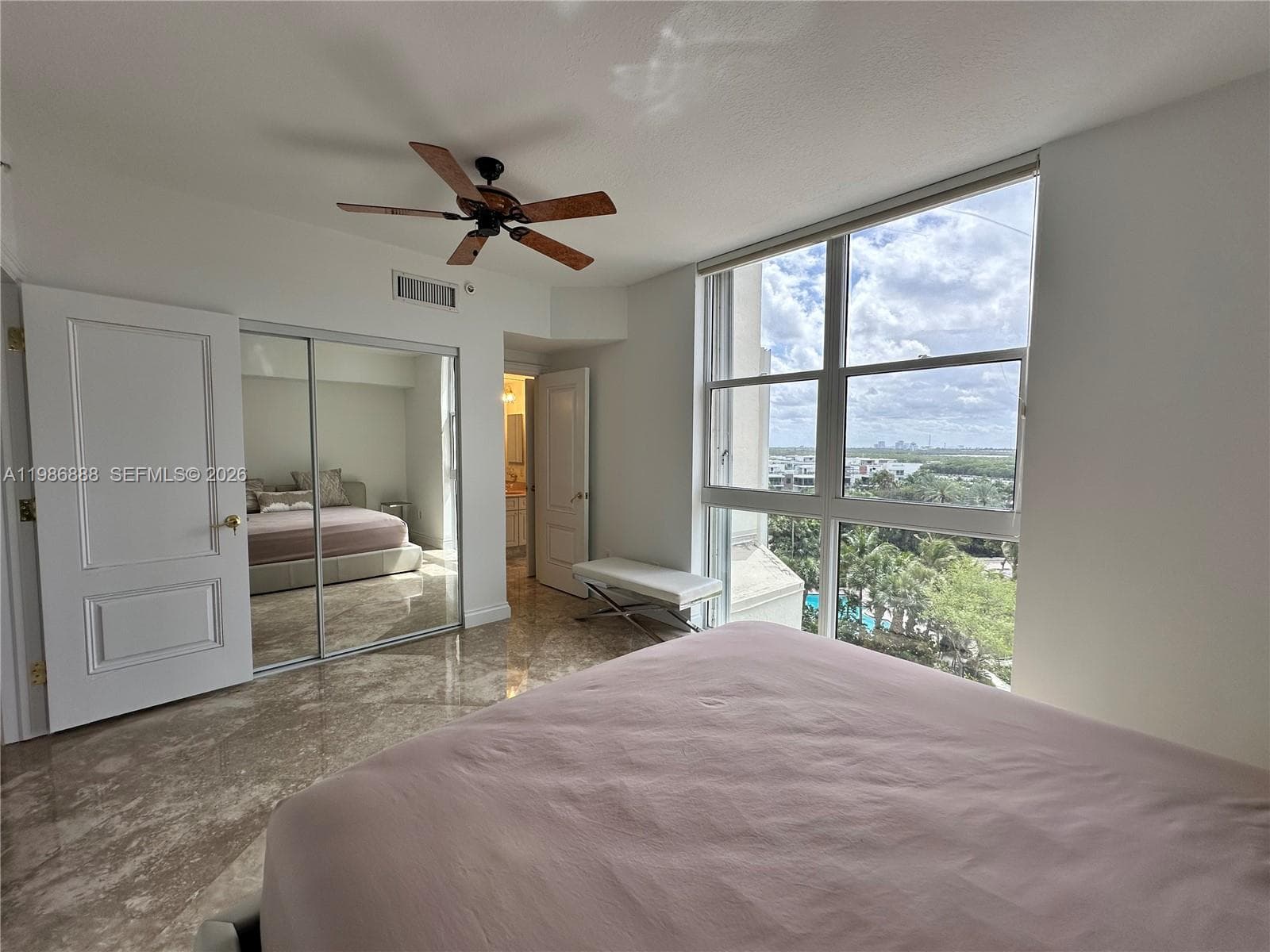 6051 N Ocean Dr 704 photo 14