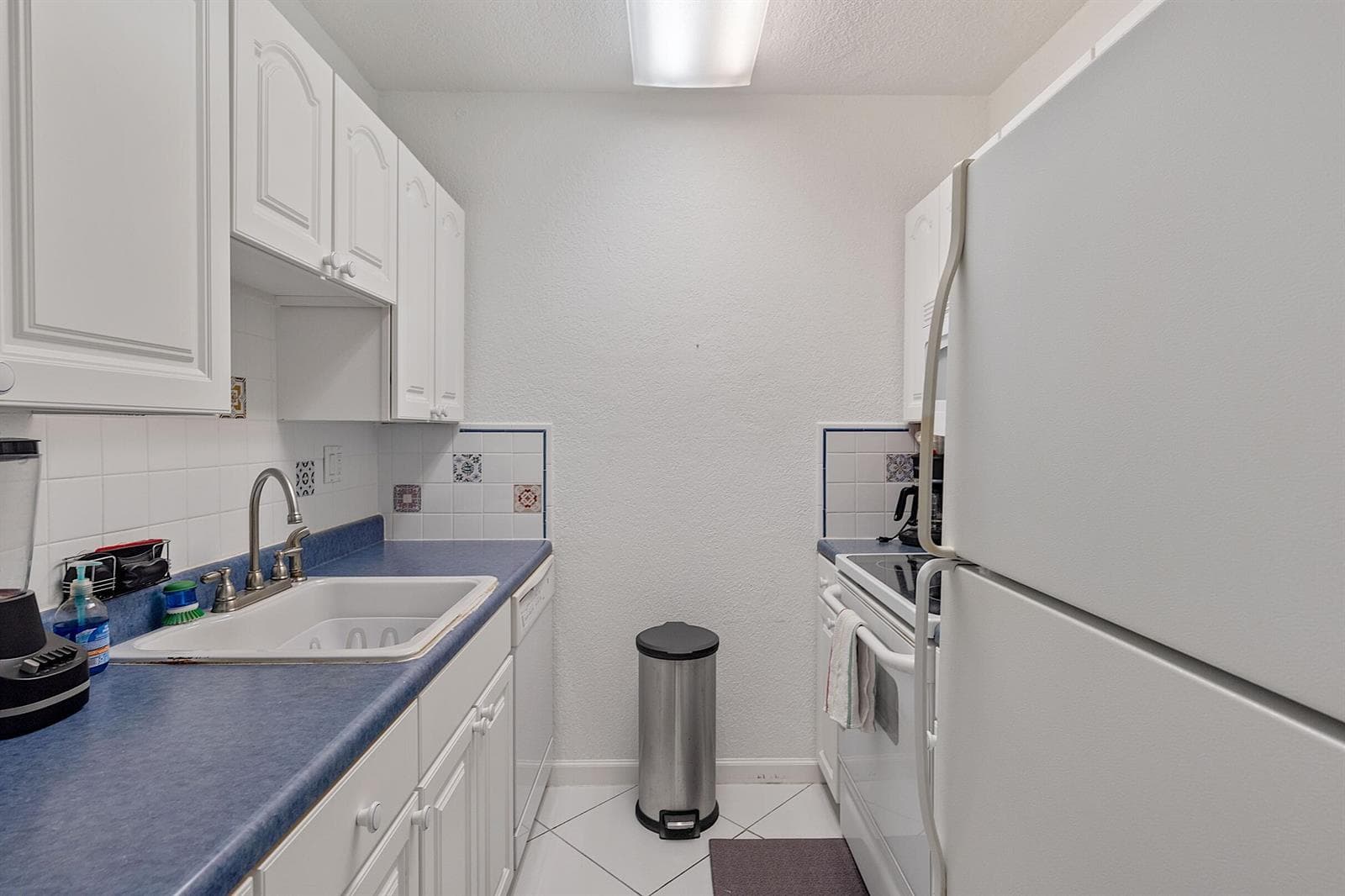 2565 S Ocean Boulevard 208 photo 8