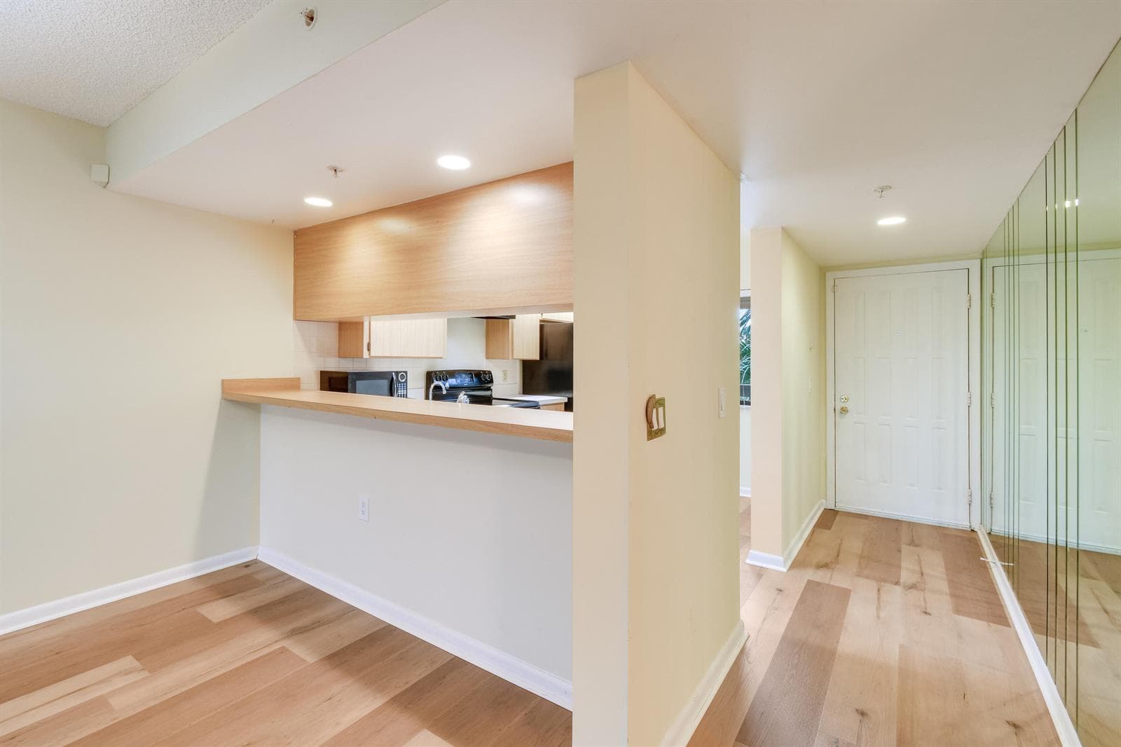 1701 Marina Isle Way 301 photo 16